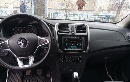 Renault Logan II, 2021 год, 1 300 000 рублей, 3 фотография