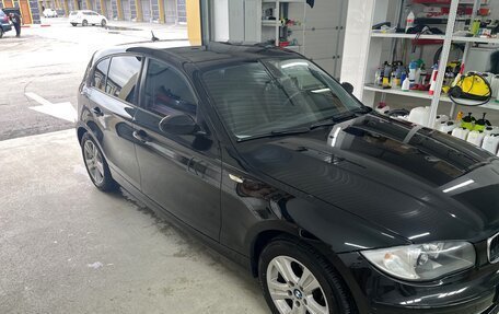 BMW 1 серия, 2008 год, 1 100 000 рублей, 8 фотография