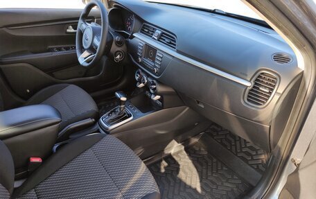 KIA Rio IV, 2017 год, 1 290 000 рублей, 11 фотография