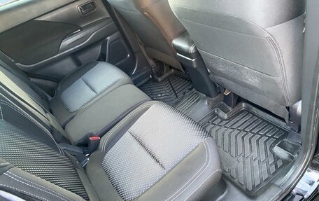 Mitsubishi Outlander III рестайлинг 3, 2020 год, 1 850 000 рублей, 9 фотография