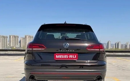 Volkswagen Touareg III, 2021 год, 4 400 000 рублей, 5 фотография