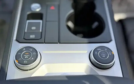 Volkswagen Touareg III, 2021 год, 4 400 000 рублей, 21 фотография