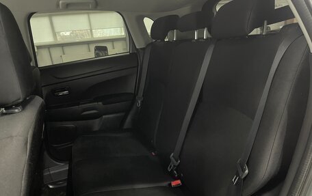 Mitsubishi ASX I рестайлинг, 2013 год, 999 000 рублей, 23 фотография