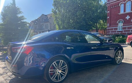 Maserati Ghibli, 2017 год, 3 750 000 рублей, 5 фотография