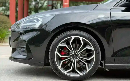 Ford Focus IV, 2021 год, 1 420 000 рублей, 2 фотография