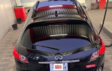Infiniti FX I, 2003 год, 900 000 рублей, 6 фотография