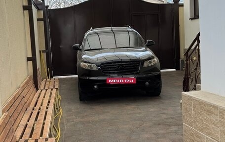 Infiniti FX I, 2003 год, 900 000 рублей, 11 фотография