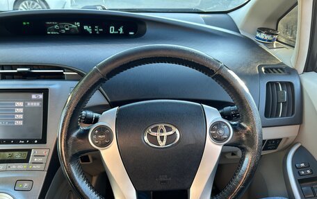 Toyota Prius, 2011 год, 1 070 000 рублей, 14 фотография