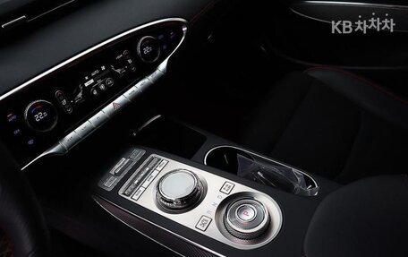 Genesis GV70, 2021 год, 3 318 000 рублей, 13 фотография