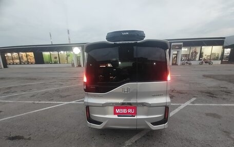 Honda Stepwgn IV, 2015 год, 1 670 000 рублей, 11 фотография