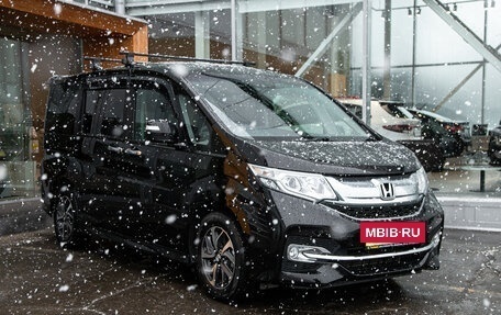 Honda Stepwgn IV, 2017 год, 1 898 000 рублей, 6 фотография