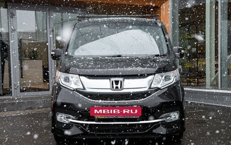 Honda Stepwgn IV, 2017 год, 1 898 000 рублей, 5 фотография