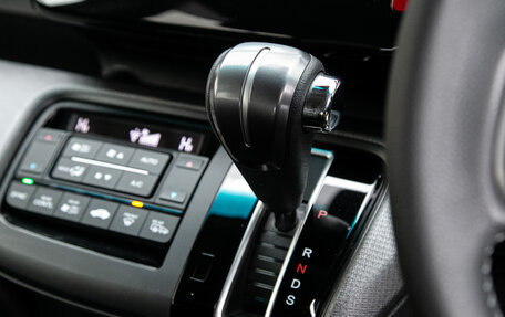 Honda Stepwgn IV, 2017 год, 1 898 000 рублей, 20 фотография