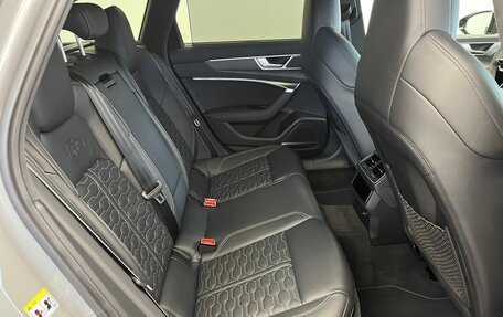 Audi RS 6, 2021 год, 18 990 000 рублей, 13 фотография