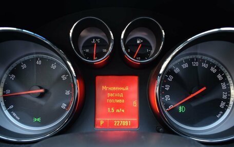 Opel Insignia II рестайлинг, 2011 год, 815 000 рублей, 11 фотография