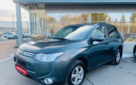 Mitsubishi Outlander III рестайлинг 3, 2013 год, 1 200 000 рублей, 1 фотография