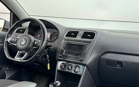 Volkswagen Polo VI (EU Market), 2018 год, 949 999 рублей, 12 фотография