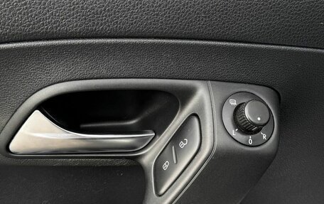 Volkswagen Polo VI (EU Market), 2018 год, 949 999 рублей, 15 фотография