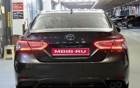 Toyota Camry, 2020 год, 2 318 000 рублей, 3 фотография