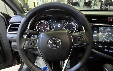 Toyota Camry, 2020 год, 2 318 000 рублей, 8 фотография