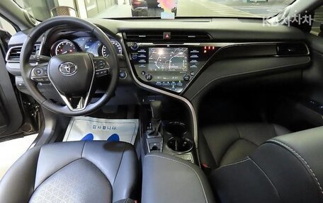 Toyota Camry, 2020 год, 2 318 000 рублей, 10 фотография