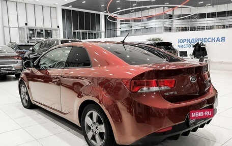 KIA Cerato III, 2010 год, 850 000 рублей, 8 фотография