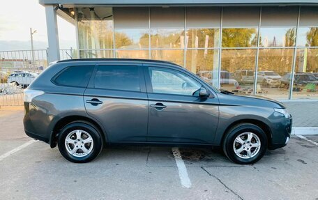 Mitsubishi Outlander III рестайлинг 3, 2013 год, 1 200 000 рублей, 4 фотография