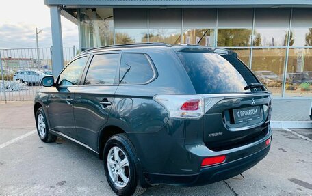 Mitsubishi Outlander III рестайлинг 3, 2013 год, 1 200 000 рублей, 7 фотография