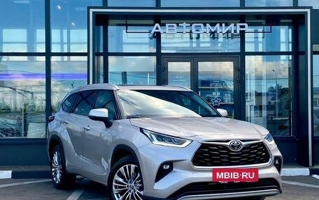 Toyota Highlander, 2025 год, 6 130 000 рублей, 3 фотография