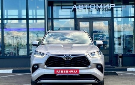Toyota Highlander, 2025 год, 6 130 000 рублей, 2 фотография