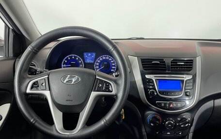 Hyundai Solaris II рестайлинг, 2014 год, 820 000 рублей, 13 фотография