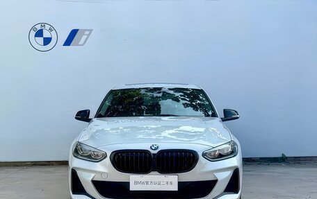 BMW 1 серия, 2022 год, 1 900 000 рублей, 2 фотография