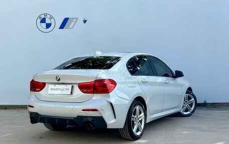 BMW 1 серия, 2022 год, 1 900 000 рублей, 4 фотография