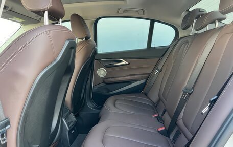 BMW 1 серия, 2022 год, 1 900 000 рублей, 6 фотография