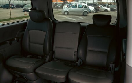 Hyundai Grand Starex Grand Starex I рестайлинг 2, 2014 год, 2 000 000 рублей, 17 фотография