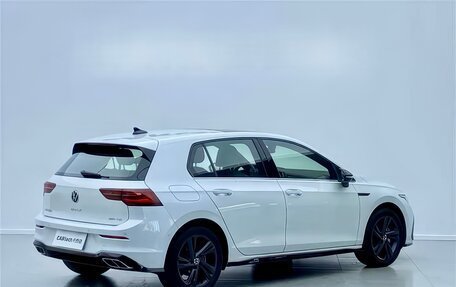 Volkswagen Golf VIII, 2022 год, 2 270 000 рублей, 3 фотография