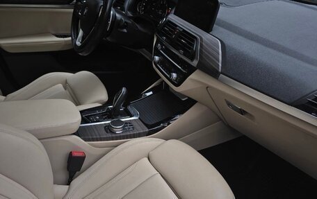 BMW X3, 2018 год, 3 250 000 рублей, 10 фотография