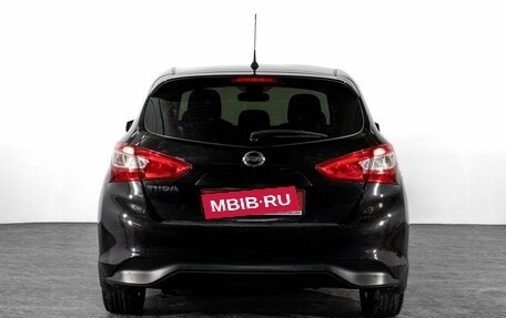 Nissan Tiida, 2015 год, 900 000 рублей, 4 фотография