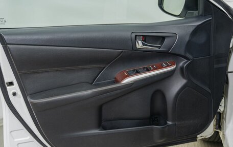 Toyota Camry, 2012 год, 1 899 000 рублей, 20 фотография