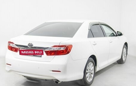 Toyota Camry, 2012 год, 1 899 000 рублей, 6 фотография