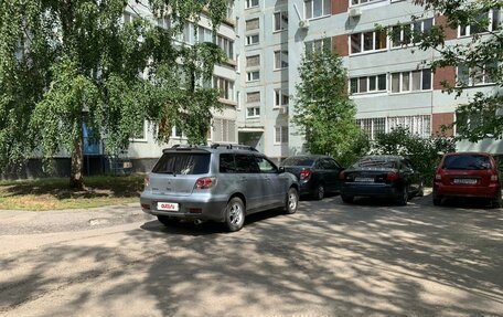 Mitsubishi Outlander III рестайлинг 3, 2003 год, 500 000 рублей, 4 фотография
