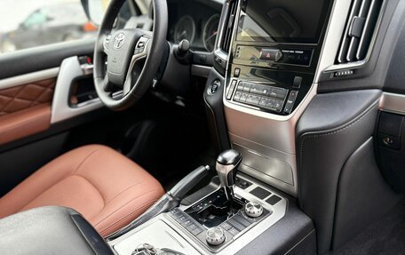 Toyota Land Cruiser 200, 2016 год, 5 250 000 рублей, 10 фотография