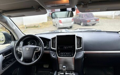 Toyota Land Cruiser 200, 2016 год, 5 250 000 рублей, 11 фотография