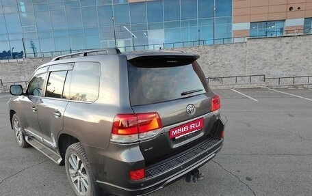 Toyota Land Cruiser 200, 2016 год, 5 250 000 рублей, 5 фотография