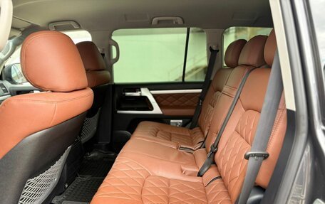 Toyota Land Cruiser 200, 2016 год, 5 250 000 рублей, 14 фотография