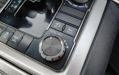 Toyota Land Cruiser 200, 2016 год, 5 250 000 рублей, 25 фотография