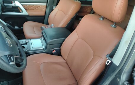 Toyota Land Cruiser 200, 2016 год, 5 250 000 рублей, 35 фотография