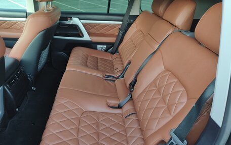 Toyota Land Cruiser 200, 2016 год, 5 250 000 рублей, 38 фотография