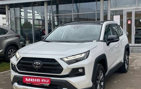 Toyota RAV4, 2025 год, 3 890 000 рублей, 2 фотография