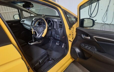 Honda Fit III, 2018 год, 1 450 000 рублей, 10 фотография